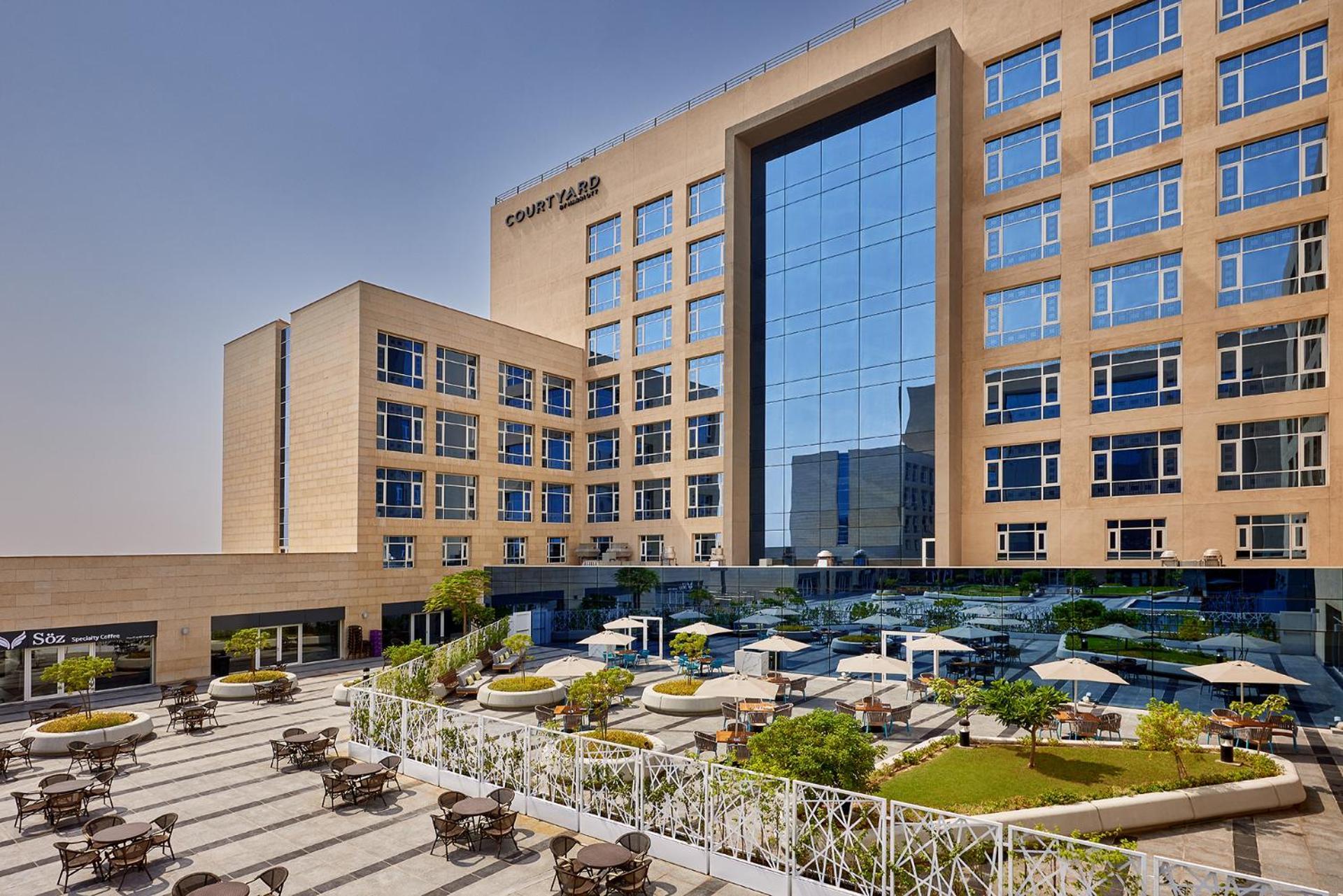 Courtyard By Marriott Jubail Hotel Exterior foto